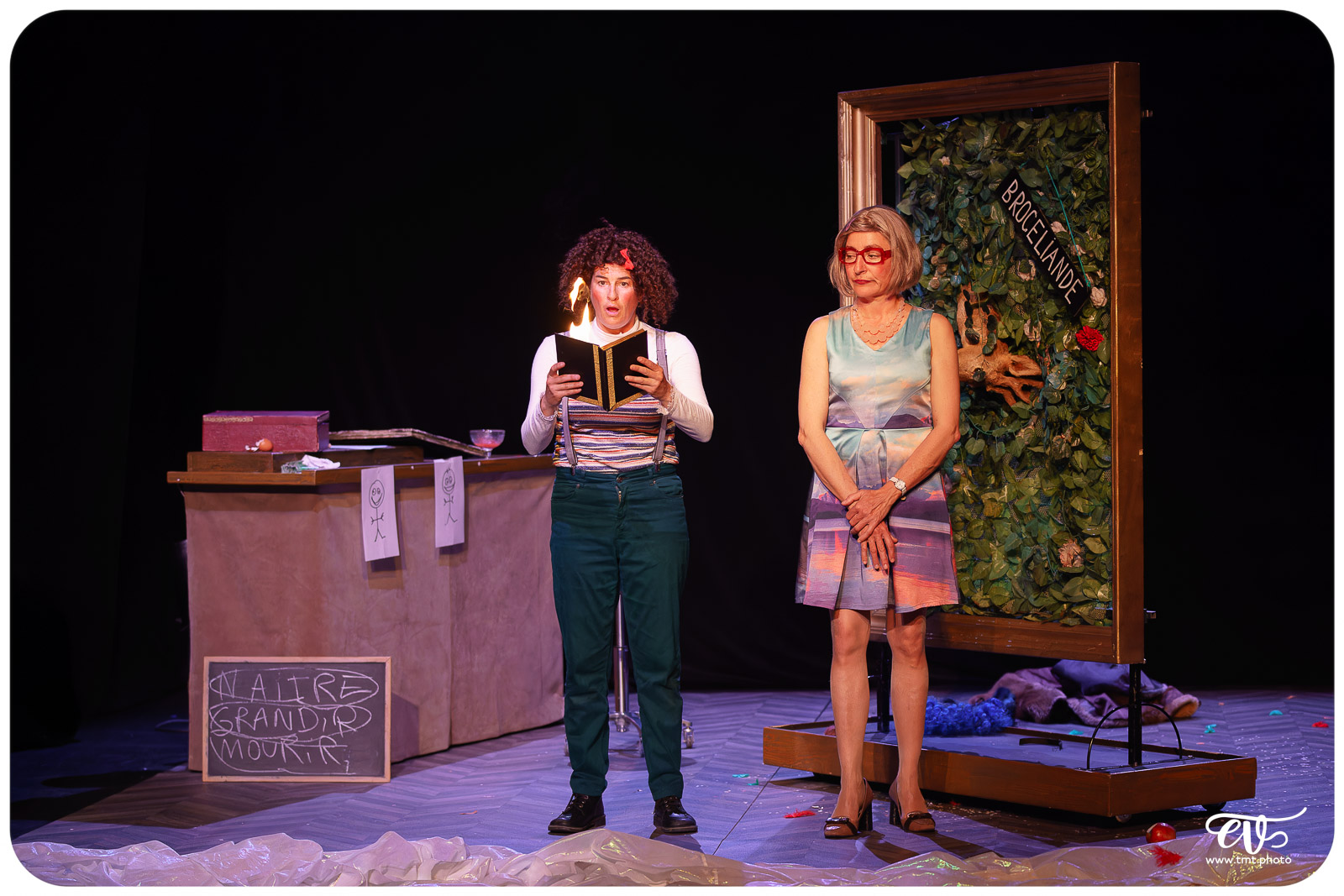 ON VOUS RACONTE DES HISTOIRES (CIE DU DÉTOUR)